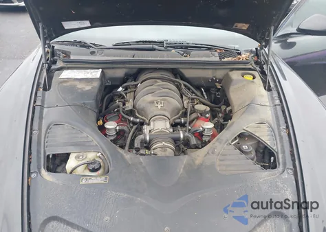 2011 Maserati Quattroporte S из США, поврежденный, VIN ZAM39JKA3B0059248